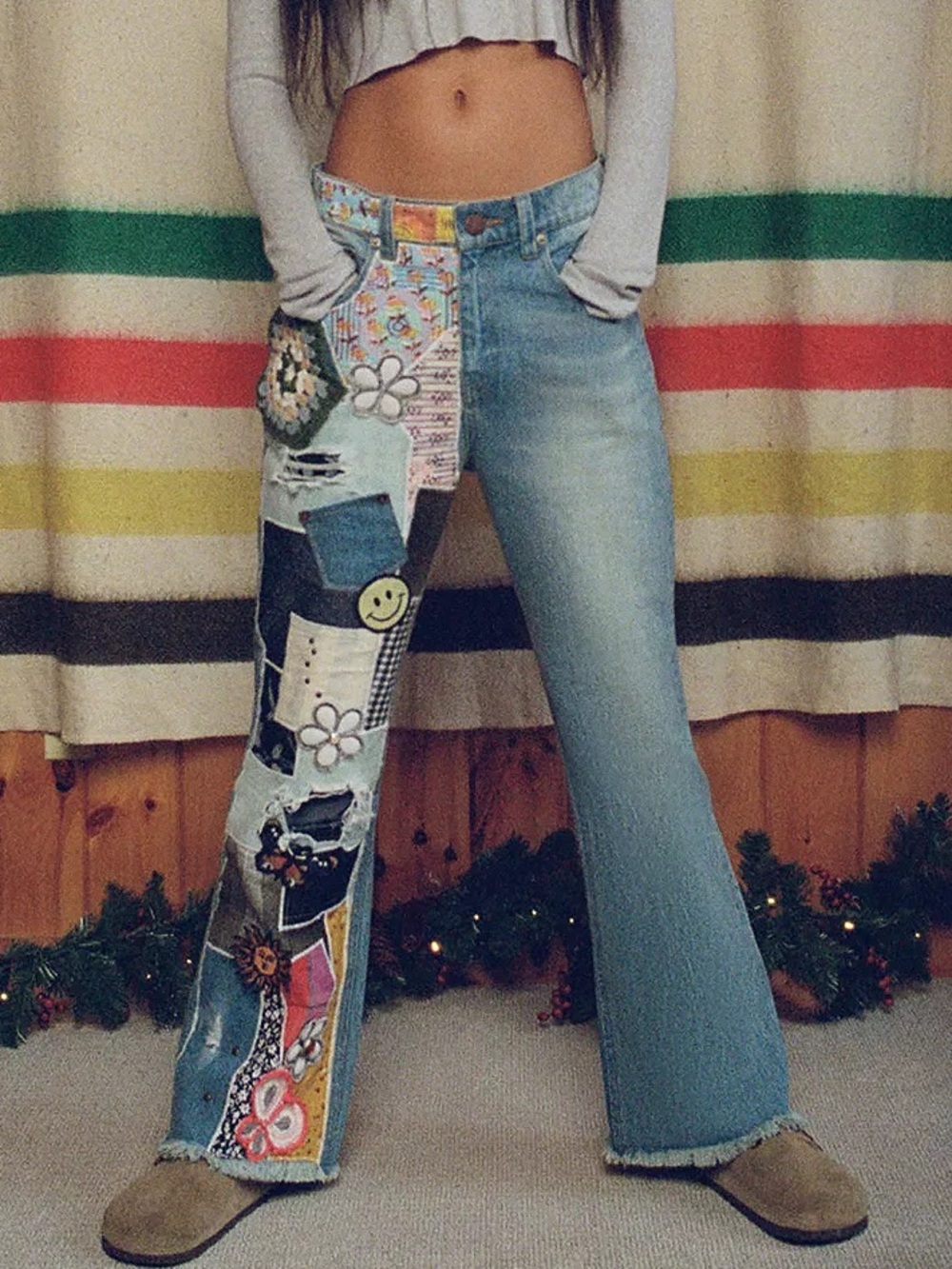 BDG DIY CRAFT FLARE JEANS size 25